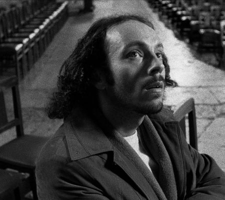 AndarComFe_Still_1_300dpi